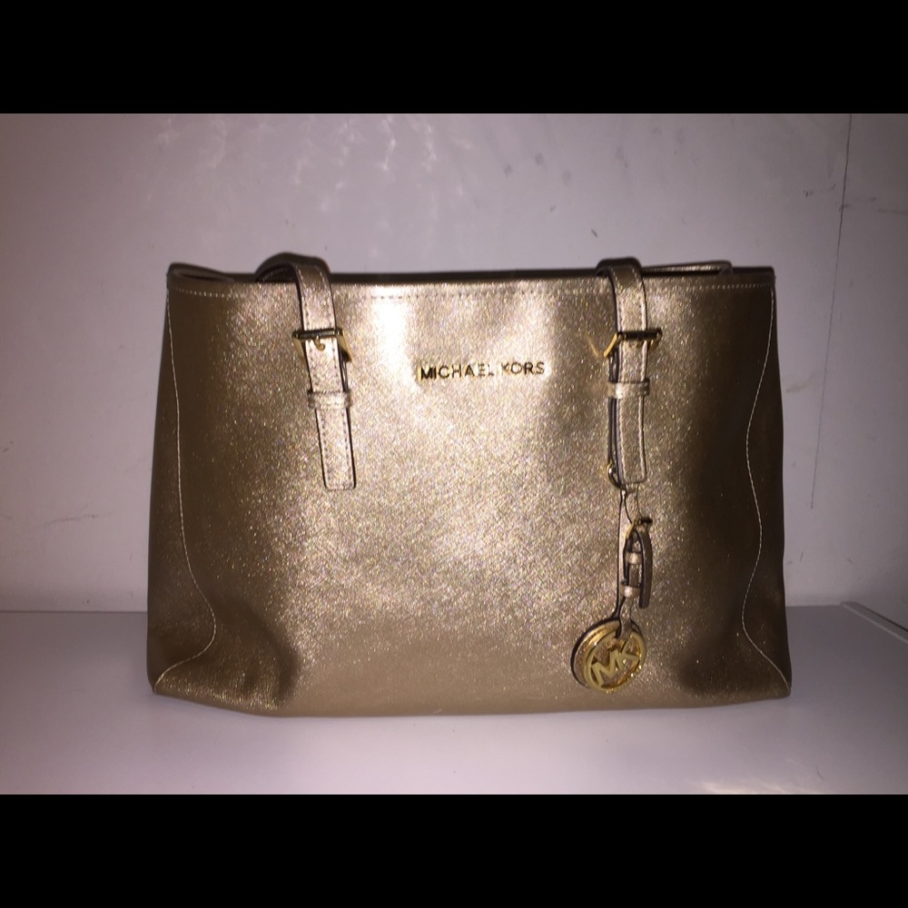 Michel Kors gold purse (dust bag included!)